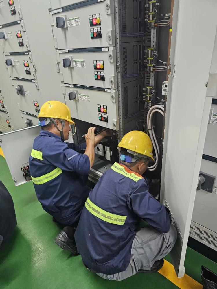 Stabilizer Yoritsu 3 Phase: Fungsi, Harga, dan Cara Memilih Stabilizer Listrik 3 Phase untuk Industri